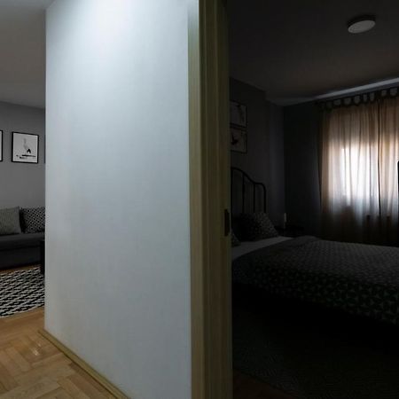 Central Fenix Apartment - Free Private Parking-Fast Wi-Fi Novi Sad Exterior foto